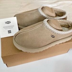 Brand New Women's Ugg Tasman Slip-Ons